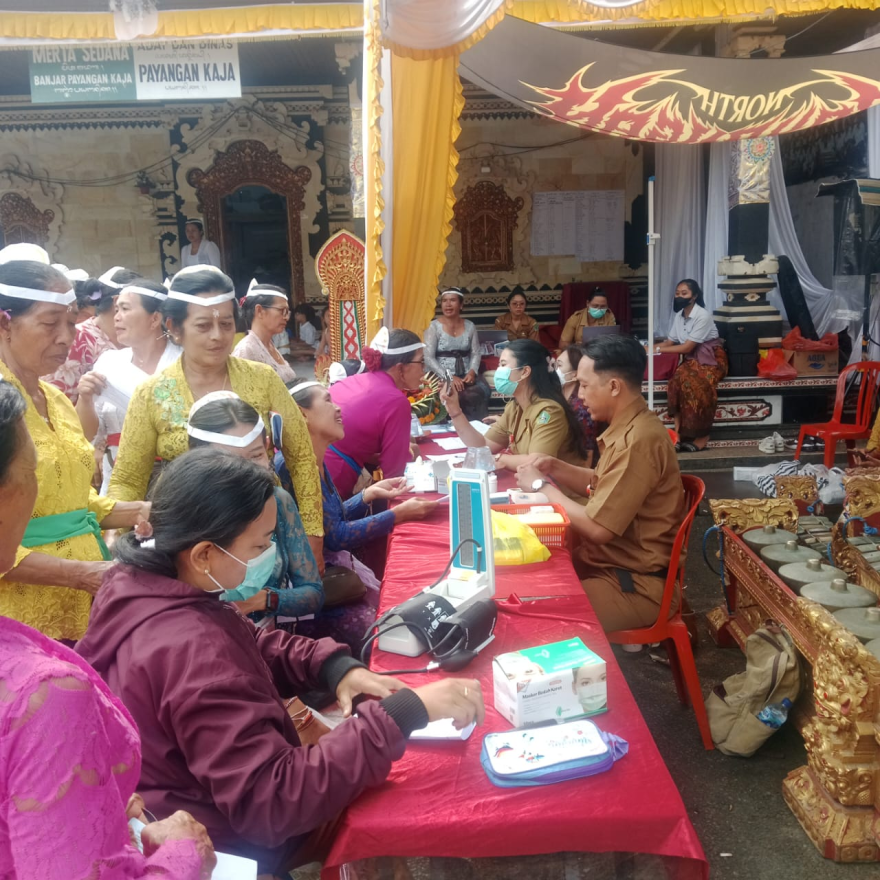 Pelaksanaan Periksa Kesehatan Gratis dari Puskesmas Marga di Banjar Dinas Payangan Kaja