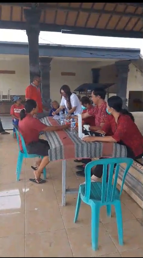 Pelaksanaan Periksa Kesehatan Gratis dari Puskesmas Marga di Banjar Dinas Gelagah   