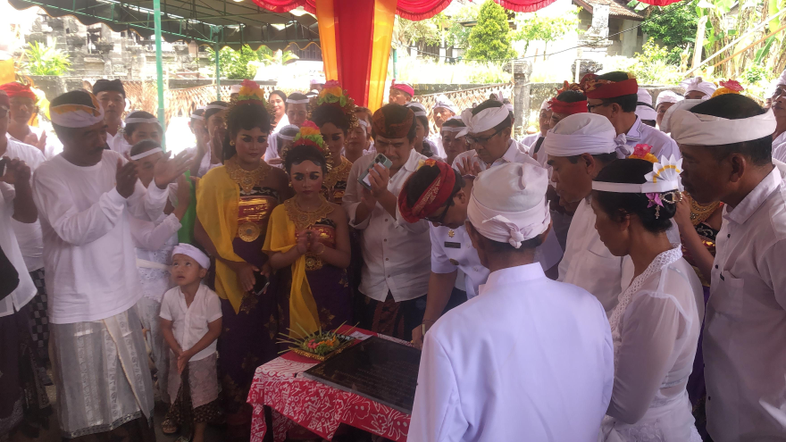 BAPAK BUPATI TABANAN Hadiri Uleman UPACARA NGENTEG LINGIH RING BANJAR ADAT PAYANGAN MEDI